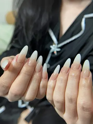 ネイル T. Leeのネイルデザイン