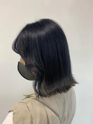 ショート カラー 抜け感レイヤー︴ ニュアンスカラーのヘアスタイル