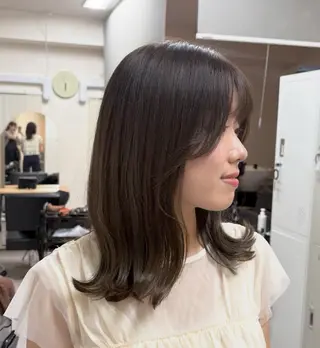 ミディアム カラー ヘアアレンジ ハル🌸柔色/ ブリーチなし/艶髪のヘアスタイル