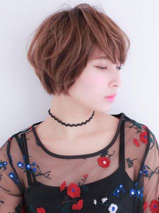 ショート 岸川 恭子のヘアスタイル