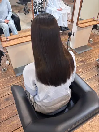 Natsuwa /DOLLのヘアスタイル