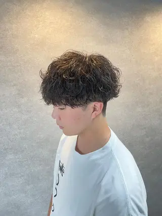 メンズ センターパート マスターかずまのヘアスタイル