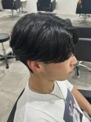 パーマ メンズ 内山 翔太のヘアスタイル
