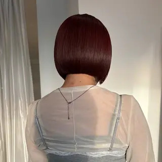 ショート カラー 的場 莉音のヘアスタイル