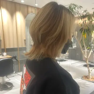 ミディアム こばやし にな 🦖⋆͛ぷつっとボブのヘアスタイル
