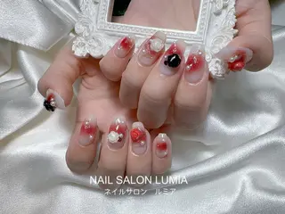 ネイル ネイルサロン ルミア Lumia 店長施術のネイルデザイン