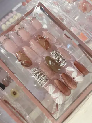 ネイル H. MAKIのネイルデザイン