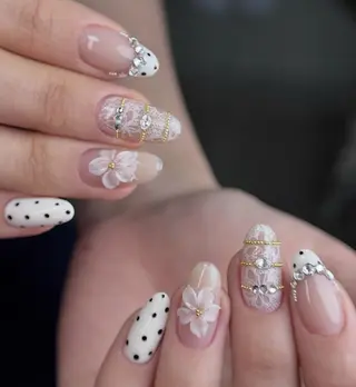 ネイル Pure&Rich Nailのネイルデザイン