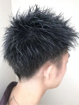 ショート カラー メンズ メンズヘア特化 崎田 成人のヘアスタイル
