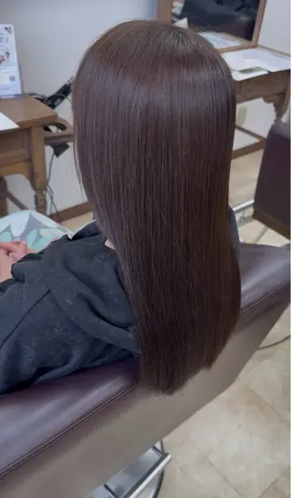 ロング カラー 上村華女 髪質改善カラーのヘアスタイル
