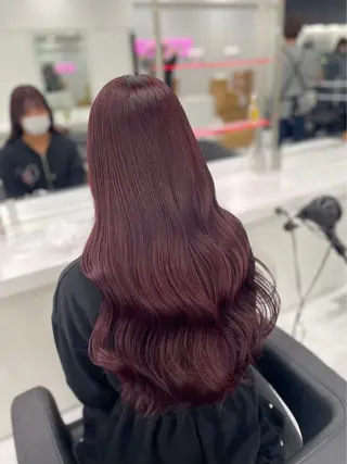 ロング カラー ヘアアレンジ ♥️渋谷の赤髪 トップ/らいる♥️のヘアスタイル
