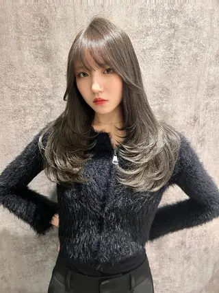 ロング カラー 篠塚 純のヘアスタイル