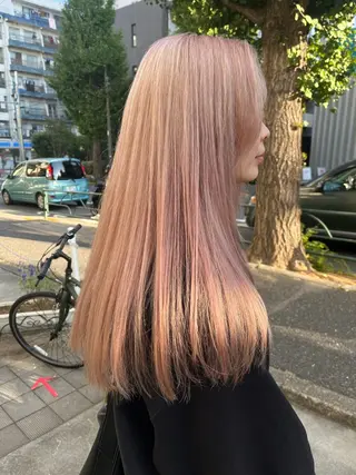ロング ヤマダ サクラのヘアスタイル