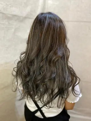 ロング 長濱 俊のヘアスタイル