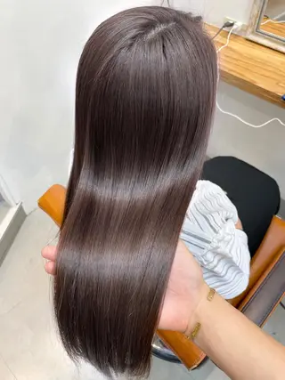 セミロング カラー navile momoのヘアスタイル