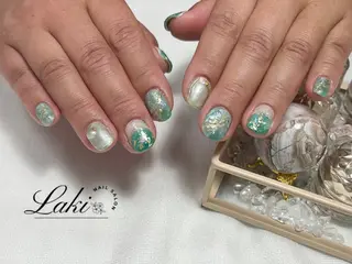 ネイル Laki nailのネイルデザイン