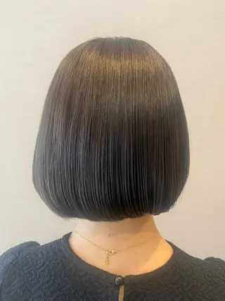 ショート カラー 都甲 純花のヘアスタイル