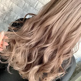 セミロング カラー ヘアアレンジ 新宿color🐝 AYAKA🌈💖のヘアスタイル