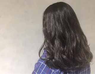 セミロング カラー ︎︎🧸 ユリ ︎︎🧸のヘアスタイル