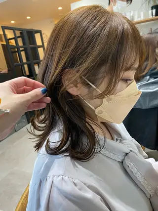 ミディアム カラー 似合う髪型見つけます AYAKAのヘアスタイル