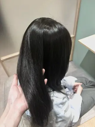 セミロング カラー 齋藤 瑞樹のヘアスタイル