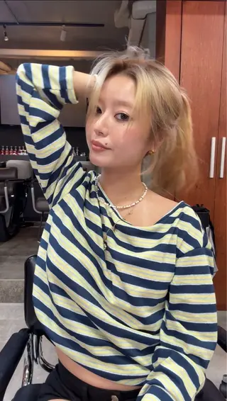 ロング レイヤーカット\ウル フ　chinatsuのヘアスタイル