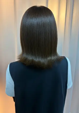 ミディアム カラー ゆい / 伏見 / 透明感カラーのヘアスタイル