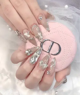 ロング E🌷nail 長さだし専門店のネイルデザイン