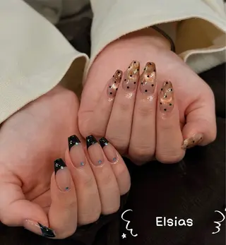 ネイル Elsias 詩織のマツエク・マツパデザイン