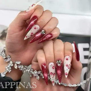 ネイル HAPPINAS🍒 くるみのネイルデザイン