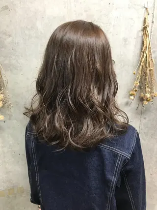 セミロング カラー ヘアアレンジ Satsuki ✂︎♡のヘアスタイル