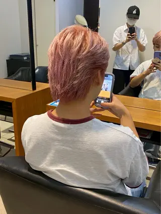 ショート RYOJI 透明感カラーのヘアスタイル