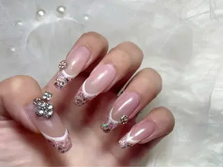 ネイル WHITE NAIL 大島のネイルデザイン
