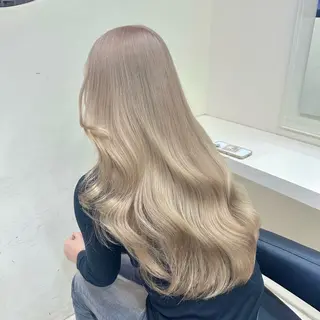 ロング 淡めハイトーン🫧 manaka🎀🩶のヘアスタイル