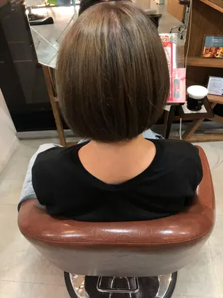 カラー 吉田 茉生のヘアスタイル