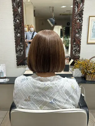 ミディアム 土佐 彩純のヘアスタイル