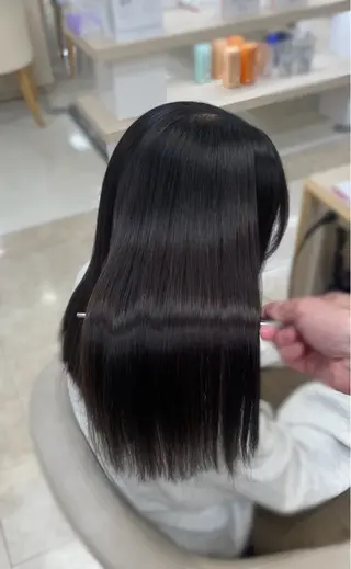 ロング シャドウパーマ／骨格 矯正カット　トモキのヘアスタイル