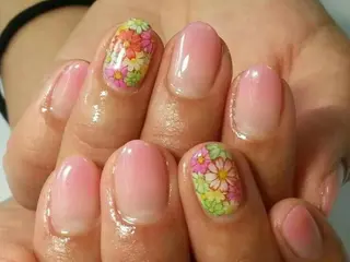 ネイル 荒木 莉奈のネイルデザイン