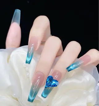ネイル Ayumi Ginzaのネイルデザイン