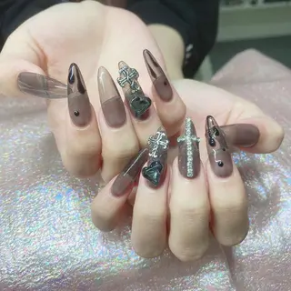 ネイル Queen‘s なんのネイルデザイン