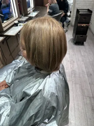 カラー 井上 竜成のヘアスタイル