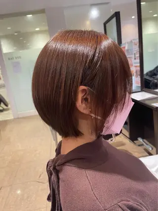 ショート 舩坂 友賀のヘアスタイル