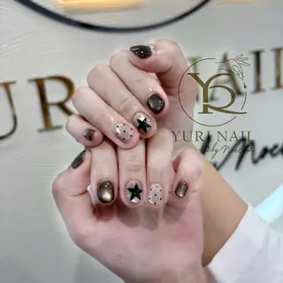 ネイル YURI Nail NARITAのネイルデザイン