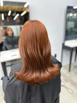 ミディアム ナガイ アヤのヘアスタイル
