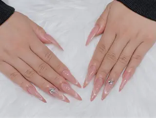 ネイル Dyo Nail_Royalのネイルデザイン