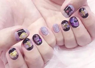 ショート MoonNail ユリ🌸のネイルデザイン