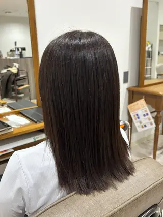 セミロング カラー 🫧おおにし みか🫧のヘアスタイル
