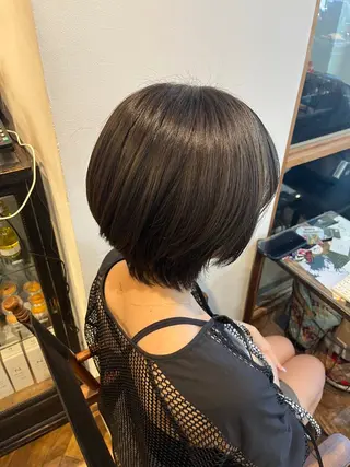 ショート カラー sora /ブリーチ /レイヤーカットのヘアスタイル