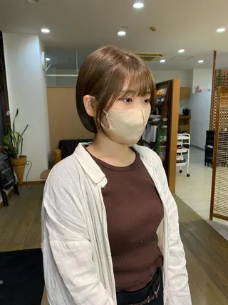 ショート カラー ブリーチカラー🫧 森　凪沙のヘアスタイル