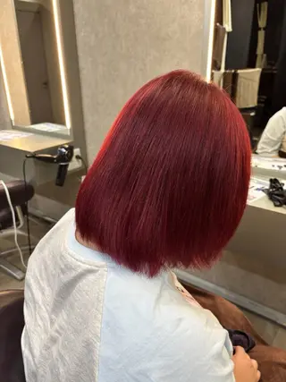 ショート カラー 浦川 まどかのヘアスタイル